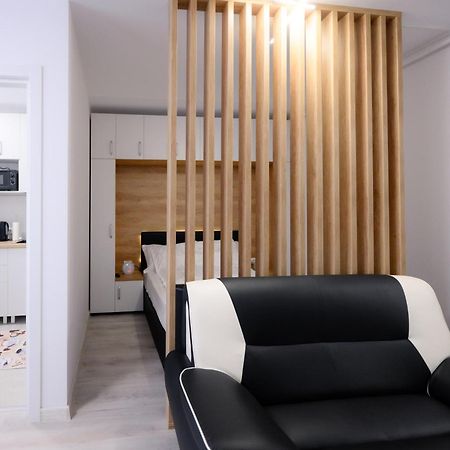 Charming Hideaway Inspired By El Profesor'S Intrigue Apartment Bucharest Exterior photo